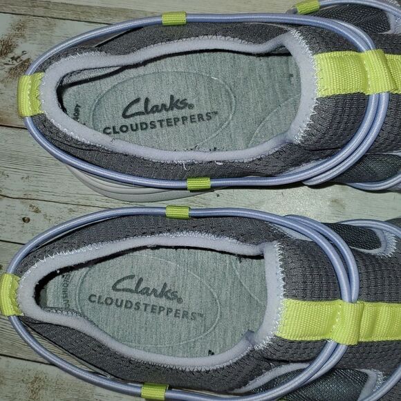 Clarks Cloudsteppers Womens Ezera Skip Grey Neon Green Casual Flats Size 8½ Wide - Picture 5 of 7